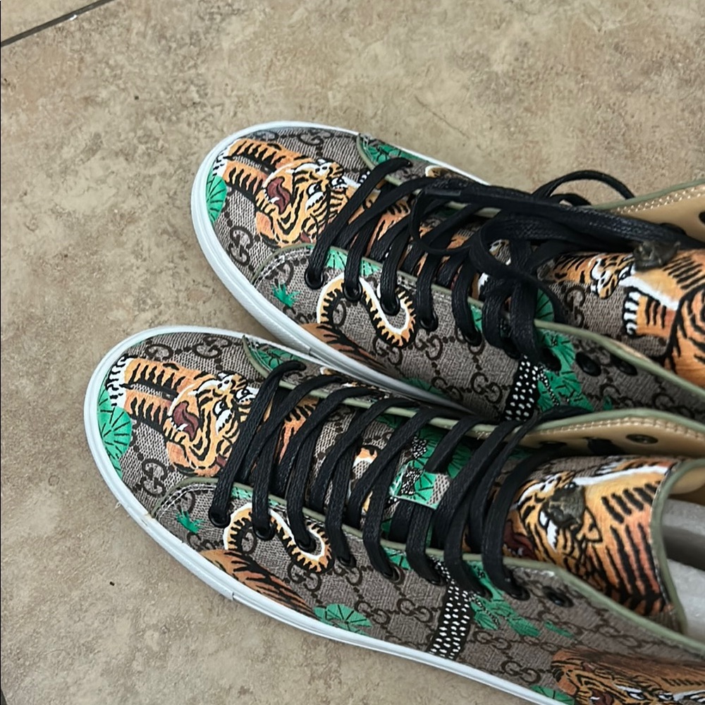 Gucci Tiger Print High-Top Sneakers - Multicolor - Picture 2 of 9